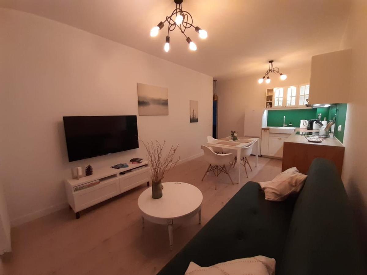 ויירובו Komfortowy Apartament Przy Lesie מראה חיצוני תמונה